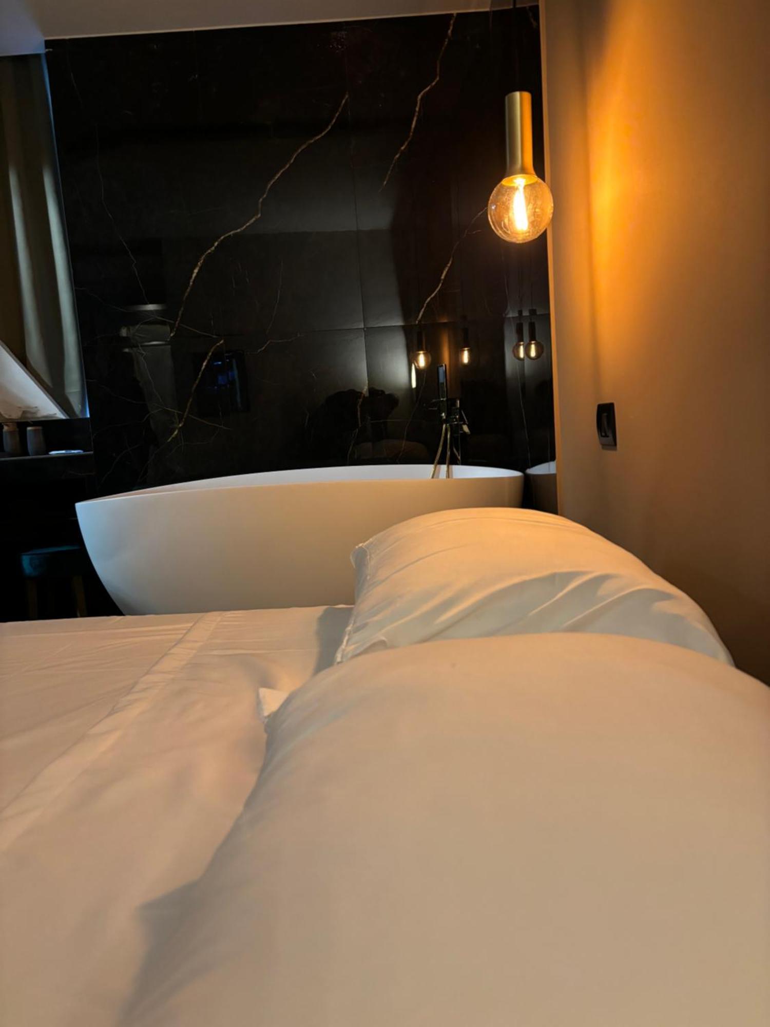 아치카스텔로 Cbh Sicitaly Group B&B 외부 사진