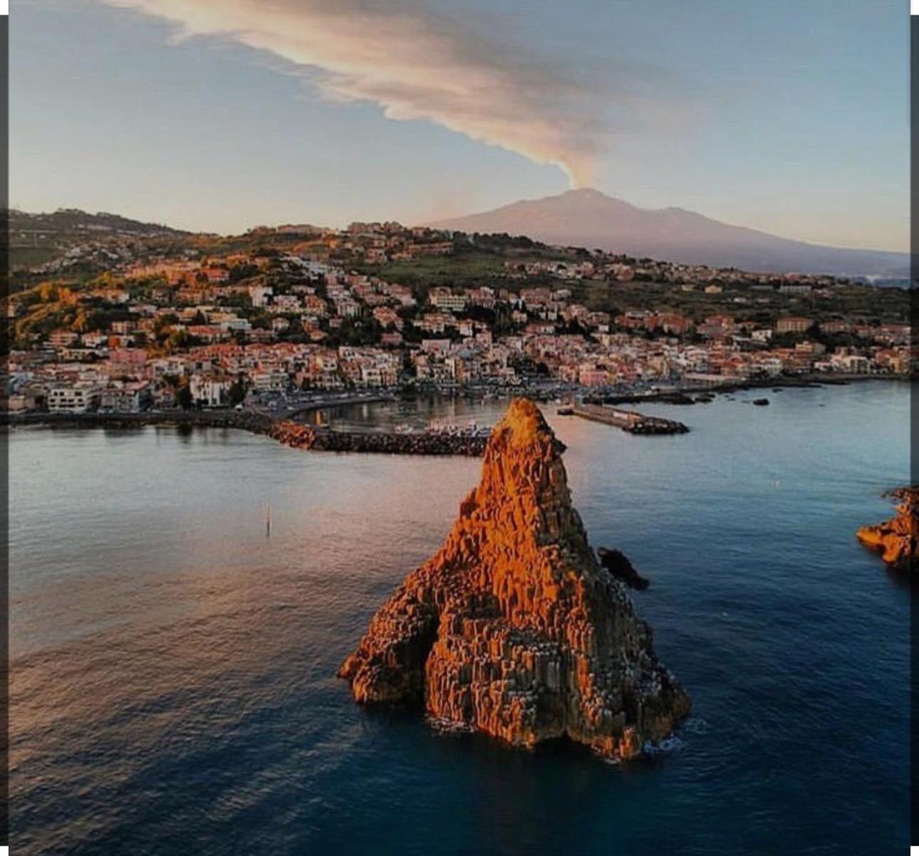 아치카스텔로 Cbh Sicitaly Group B&B 외부 사진